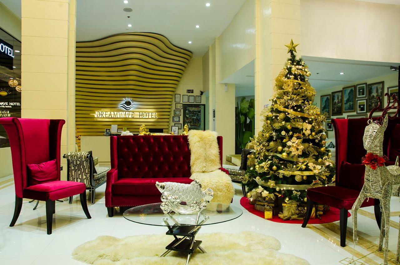 Dreamwave Hotel Ilagan מראה חיצוני תמונה