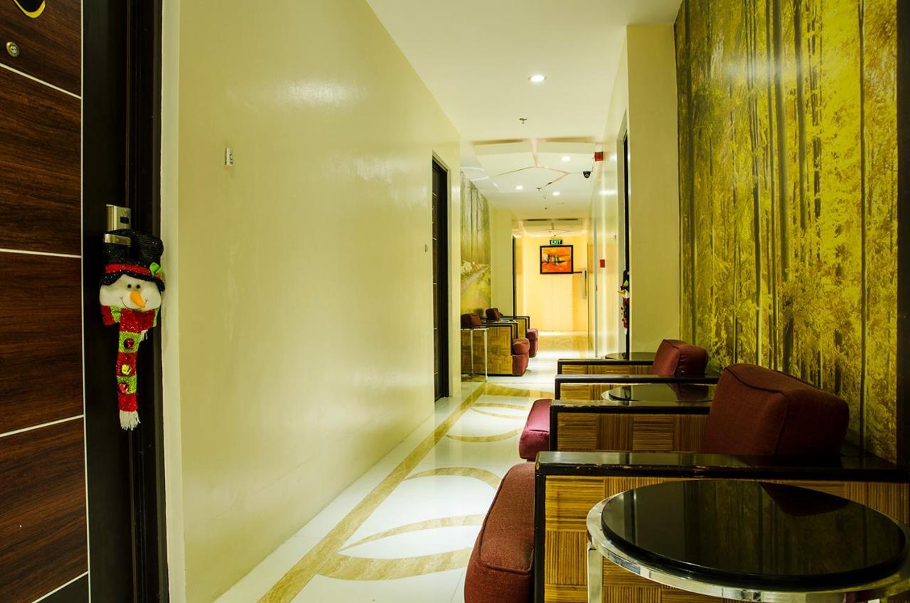 Dreamwave Hotel Ilagan מראה חיצוני תמונה